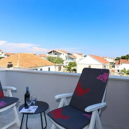 In Tribunj With Sea View, Balcony, Air Conditioning, Wifi 4953-4