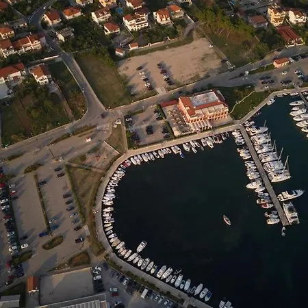 In Tribunj With Sea View, Balcony, Air Conditioning, Wifi 4953-4 * Tribalj