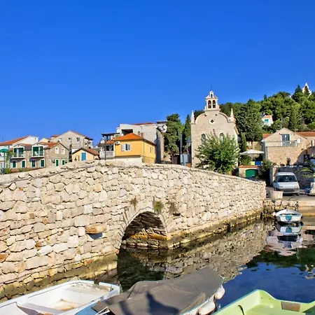 Apartment In Tribunj With Sea View, Balcony, Air Conditioning, Wifi 4953-4 *