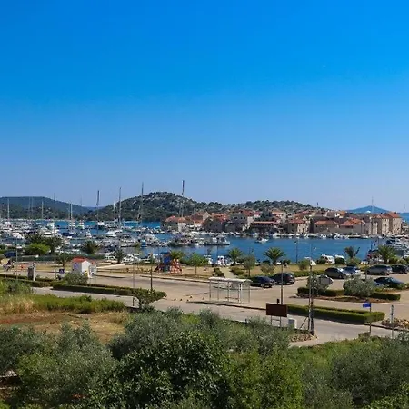 Apartment In Tribunj With Sea View, Balcony, Air Conditioning, Wifi 4953-4 Tribalj