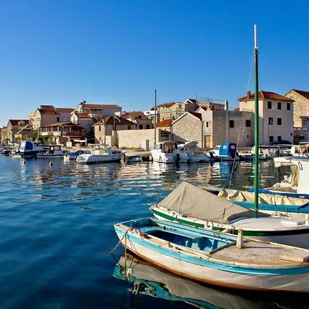In Tribunj With Sea View, Balcony, Air Conditioning, Wifi 4953-4 Tribunj (Sibenik-Knin)