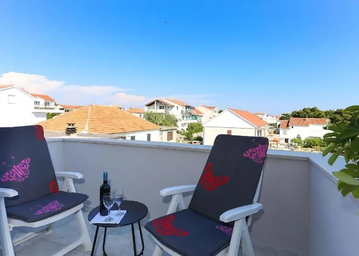 In Tribunj With Sea View, Balcony, Air Conditioning, Wifi 4953-4