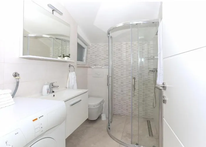 In Tribunj With Sea View, Balcony, Air Conditioning, Wifi 4953-4 Tribalj