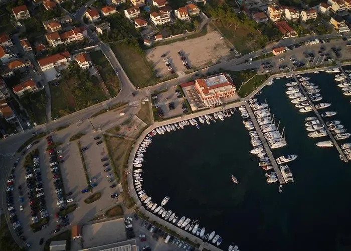 In Tribunj With Sea View, Balcony, Air Conditioning, Wifi 4953-4 * Tribalj