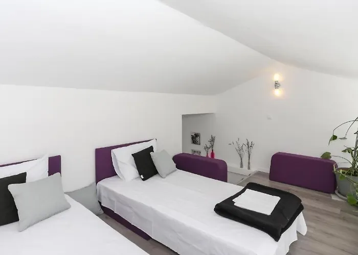 Apartament In Tribunj With Sea View, Balcony, Air Conditioning, Wifi 4953-4