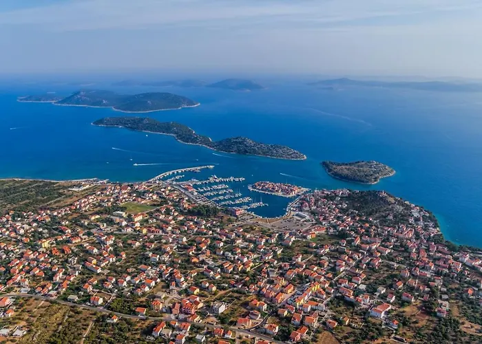 Apartament In Tribunj With Sea View, Balcony, Air Conditioning, Wifi 4953-4 *