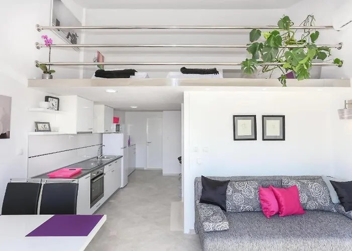 In Tribunj With Sea View, Balcony, Air Conditioning, Wifi 4953-4 *